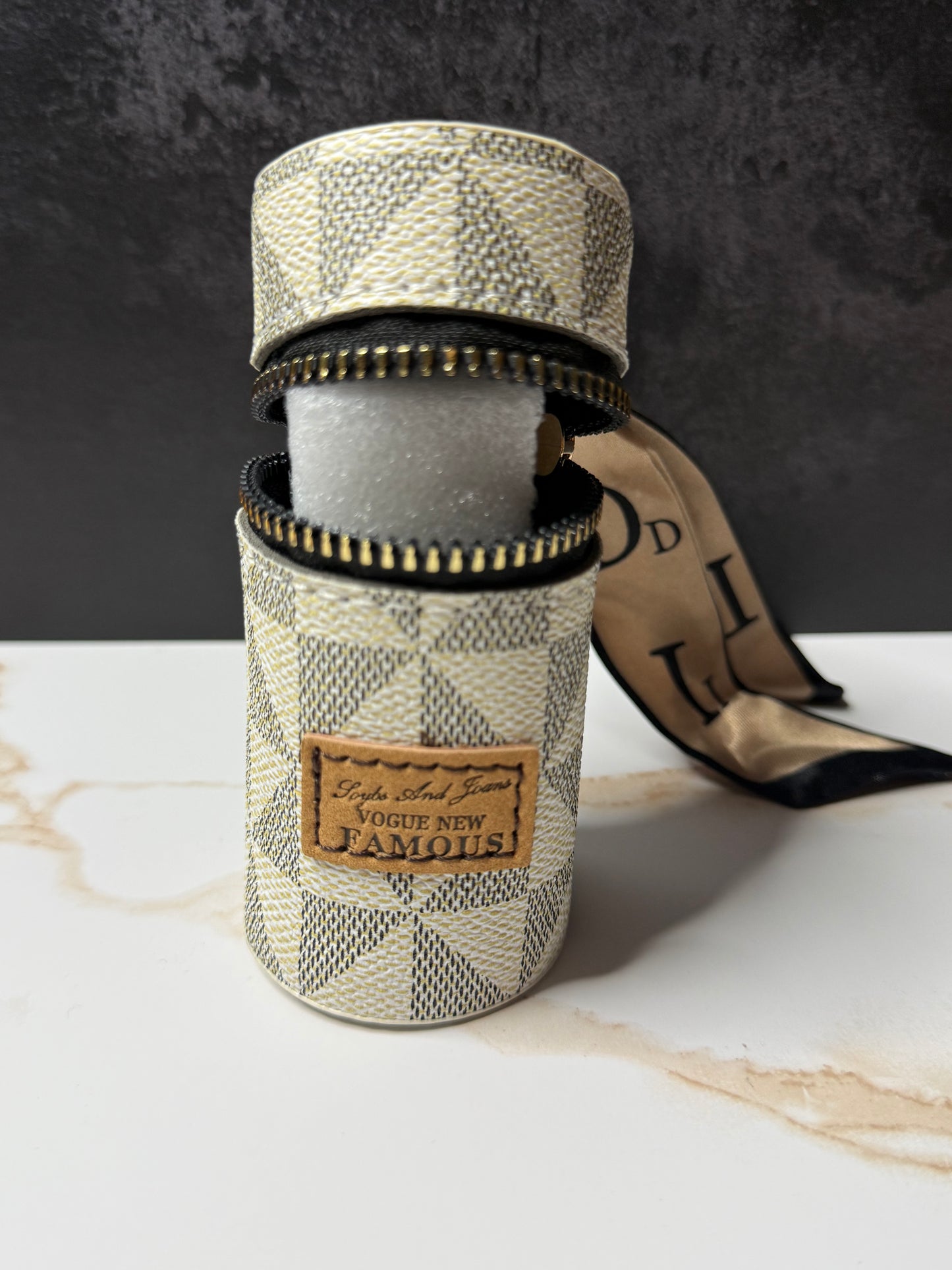 Chic Mini Essentials Storage Case